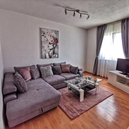 Apartments Villa Jelena Seget Vranjica Exterior foto